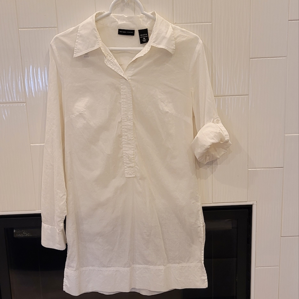 Womens New York & Company Long Top Size M
